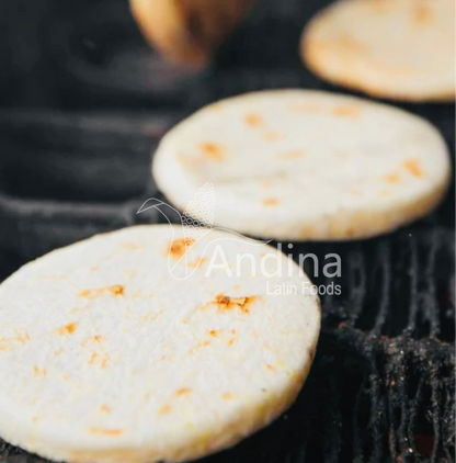Large Thick White Corn Arepas (720g) - COQUETAS